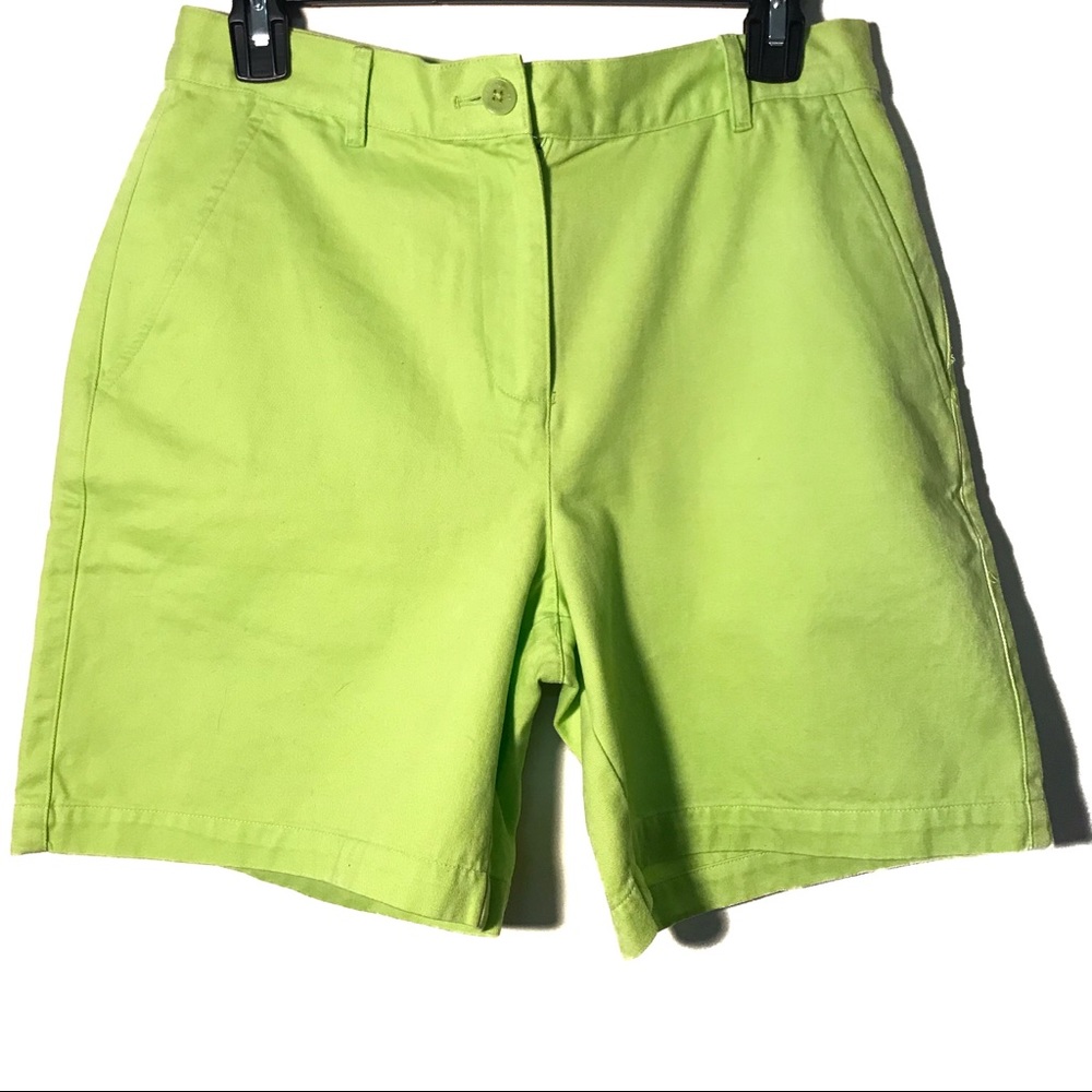 Lauren Ralph Lauren Size 4 shorts Green Color